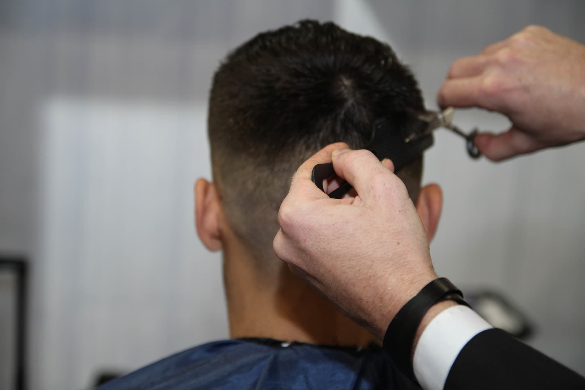 Confía en nuestros profesionales de peluquería en A Coruña